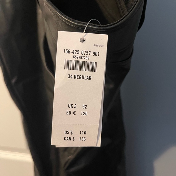 NWT A+F Vegan leather high rise pants - Picture 4 of 4